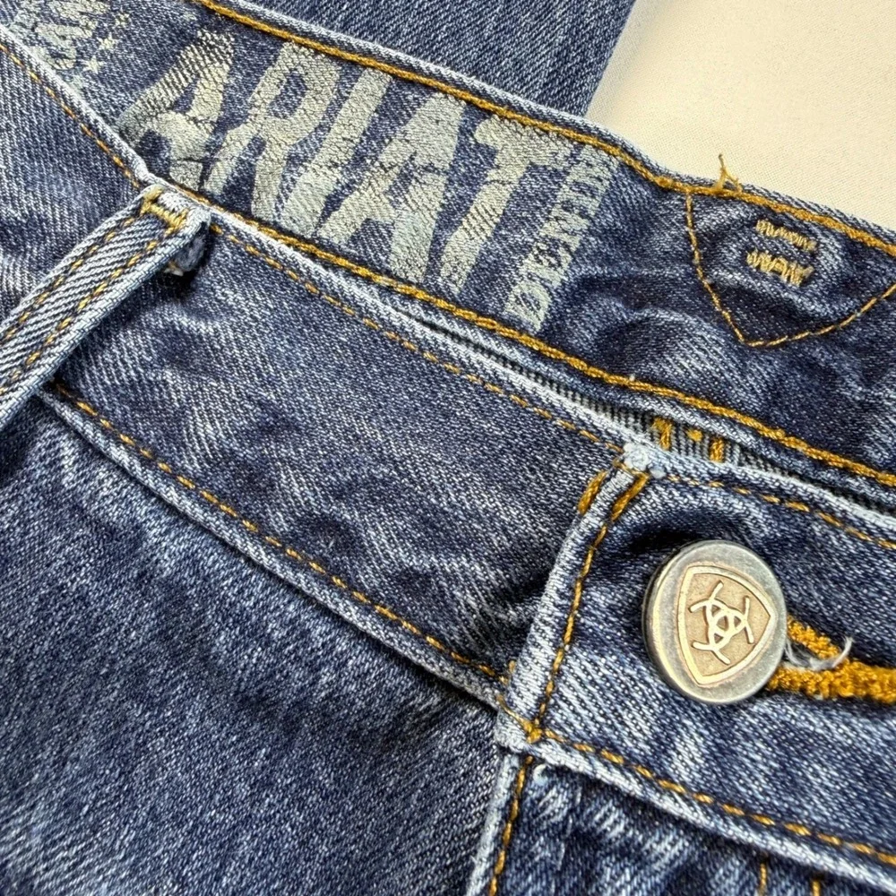 Ariat series low